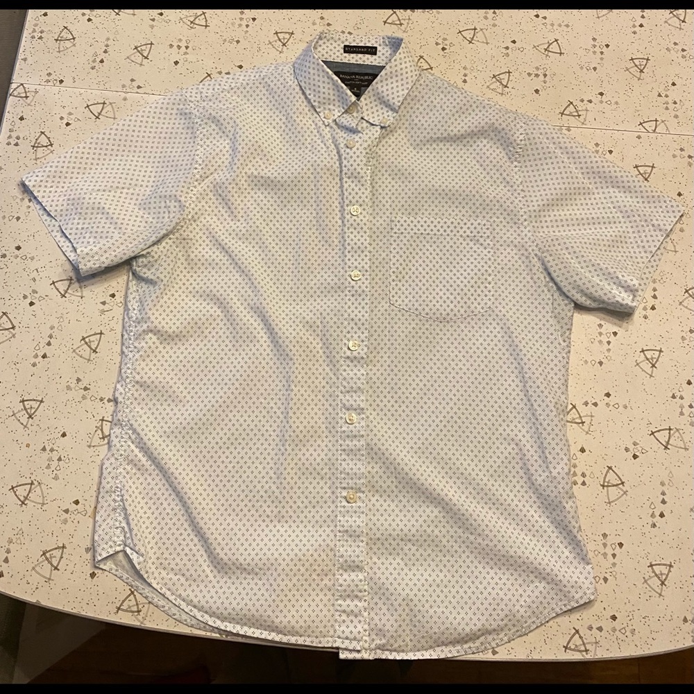 Men’s standard for small button up shirt